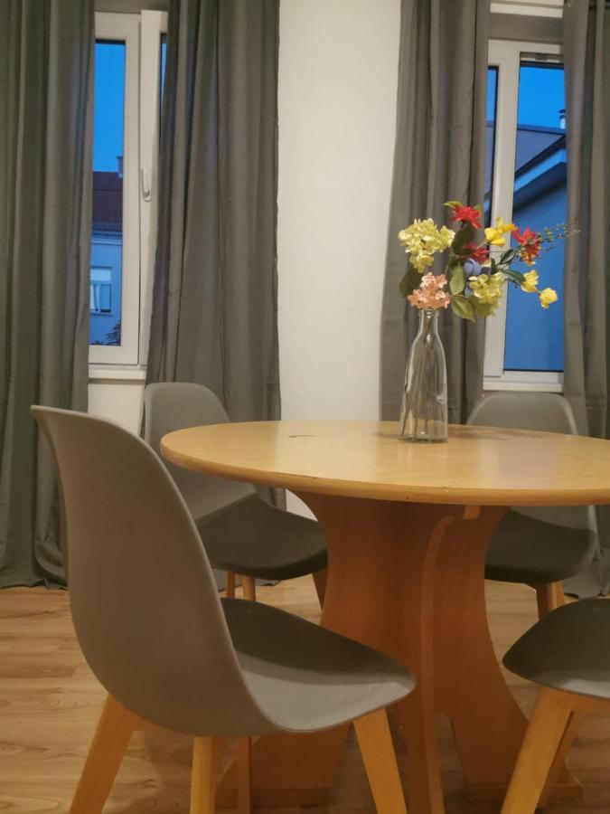 Beautiful, Spacious And Cheap Apartment Vienna Luaran gambar